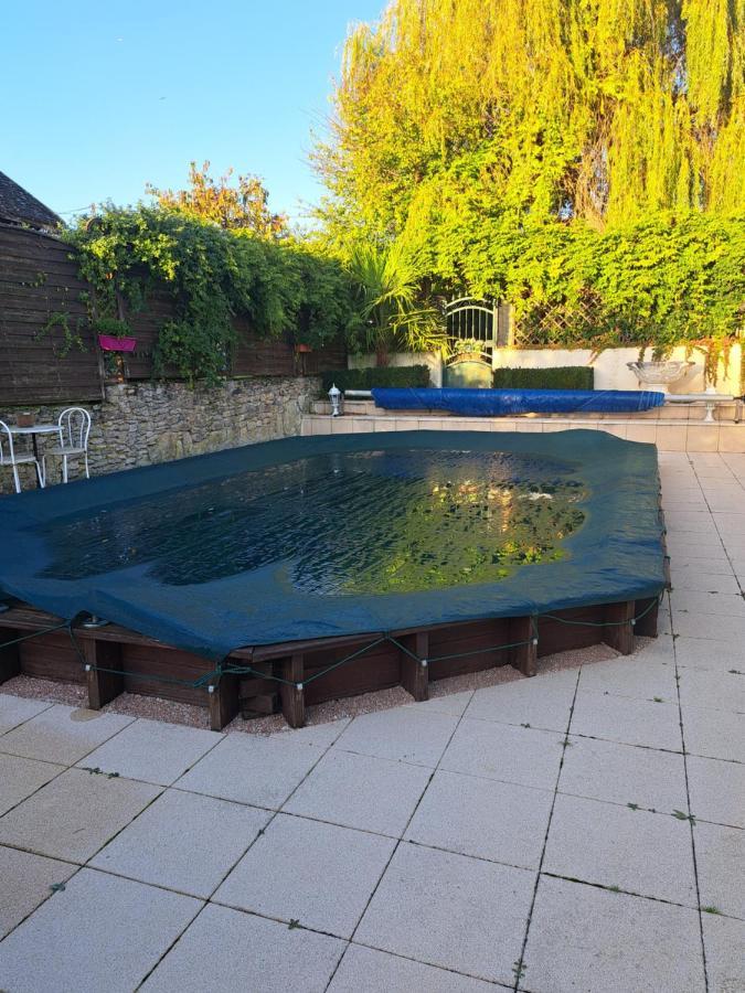 Bed and Breakfast Chambre D'Hotes Le Val Du Chapelain Montigny-la-Resle Екстер'єр фото