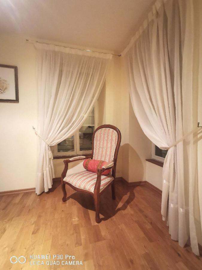 Bed and Breakfast Chambre D'Hotes Le Val Du Chapelain Montigny-la-Resle Екстер'єр фото